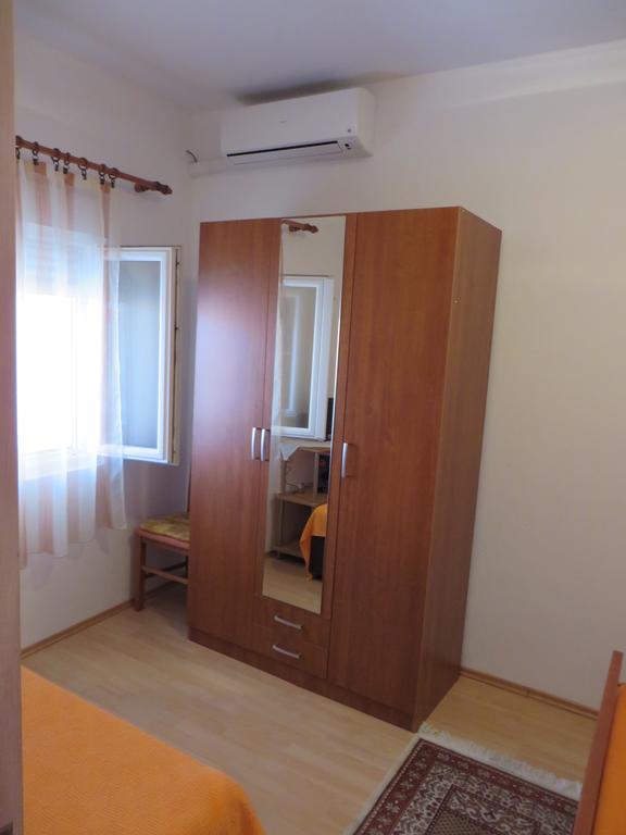 Apartment Cvita Біоград-на-Мору Номер фото